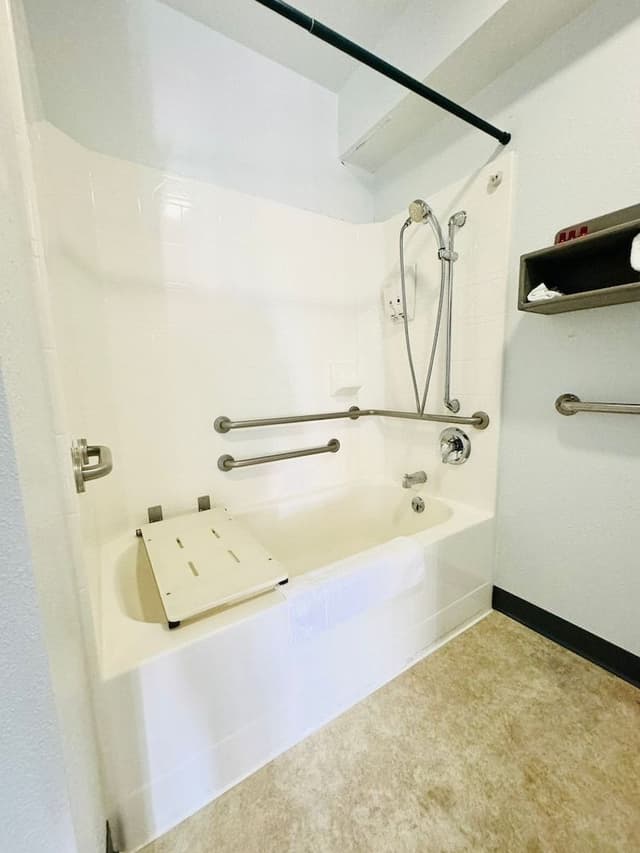 Room, 1 King Bed, Accessible, Non Smoking