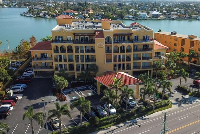 Condo, Multiple Beds (Palms Of Treasure Island #210)