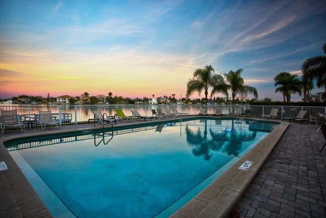 Condo, Multiple Beds (Palms Of Treasure Island #210)