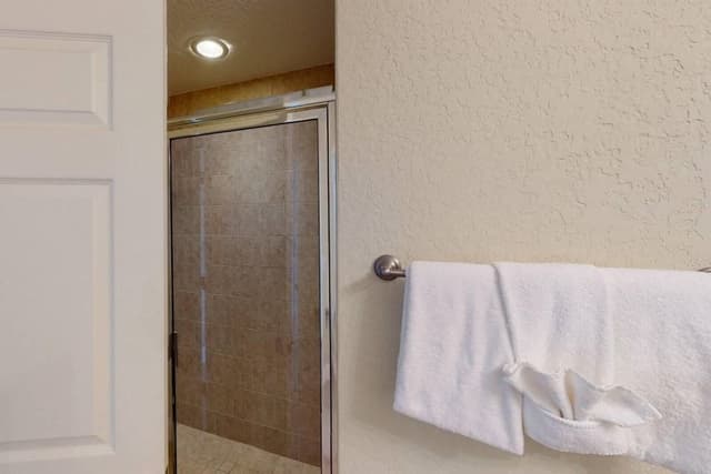 Condo, Multiple Beds (Palms Of Treasure Island #210)