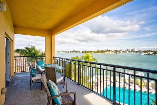 Condo, Multiple Beds (Palms Of Treasure Island #210)