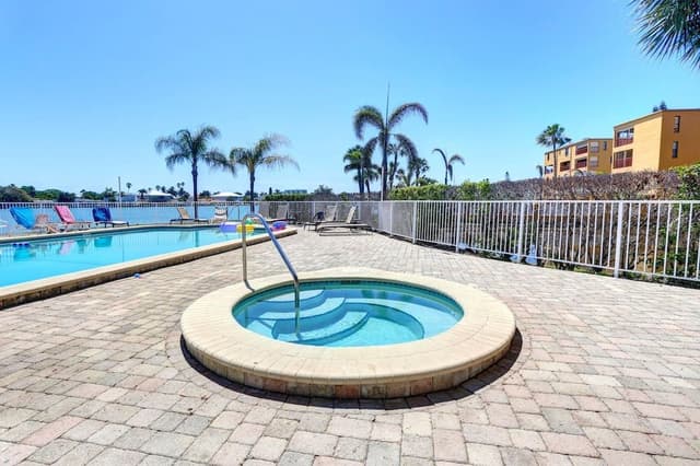 Condo, Multiple Beds (Palms Of Treasure Island #210)