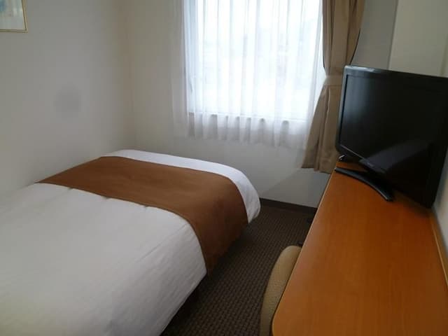 Standard Single Room Smoking