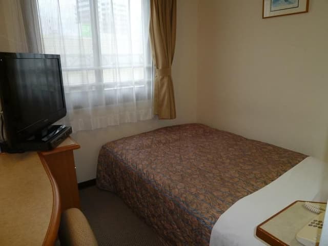 Standard Single Room Smoking