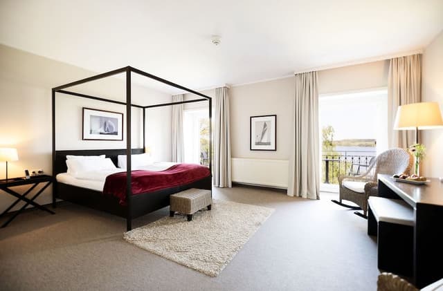 Standard Double Room - Lake View French Balcony
