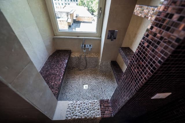 Testaccio Luminous and Large Apartment (Lungotevere Testaccio 30)