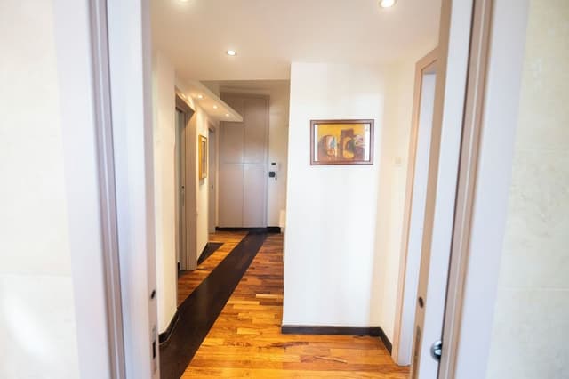 Testaccio Luminous and Large Apartment (Lungotevere Testaccio 30)