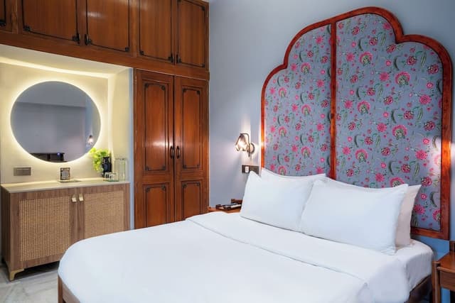 Luxury Double Room, 1 Queen Bed, Balcony
