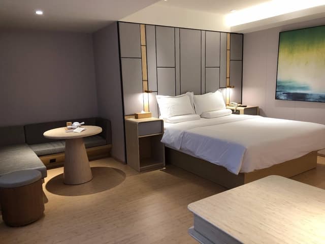 Zero Pressure Superior Queen Room