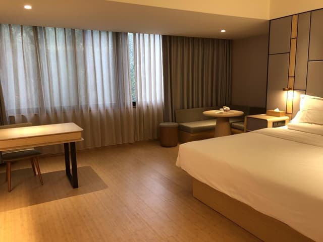 Zero Pressure Superior Queen Room