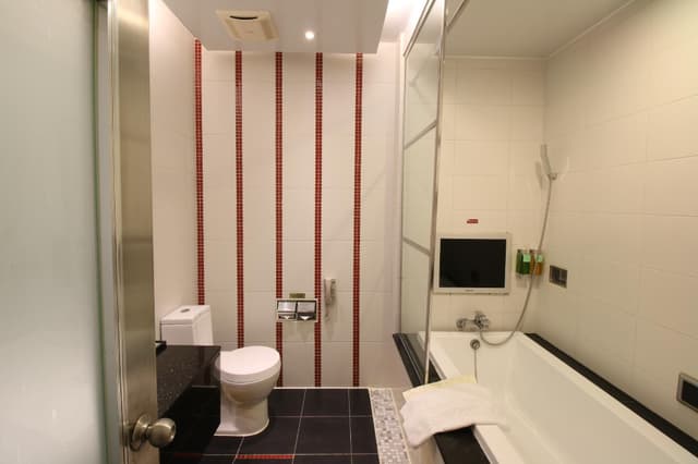 Deluxe Quad