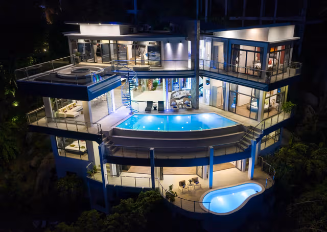 4 Bedroom Villa