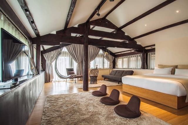 Garden Yard Suite