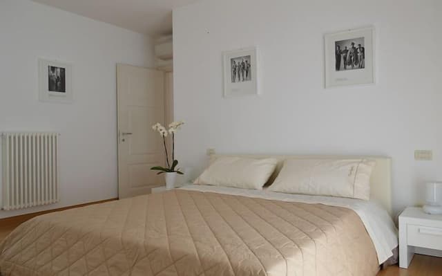 Studio, 1 Queen Bed, Kitchenette (Kensington)