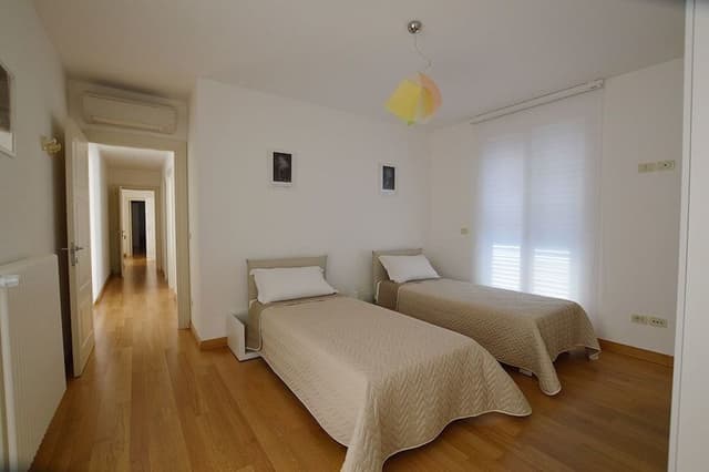 Studio, 1 Queen Bed, Kitchenette (Kensington)