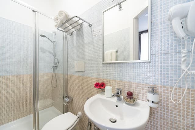 Standard Quadruple Room, Ensuite, City View