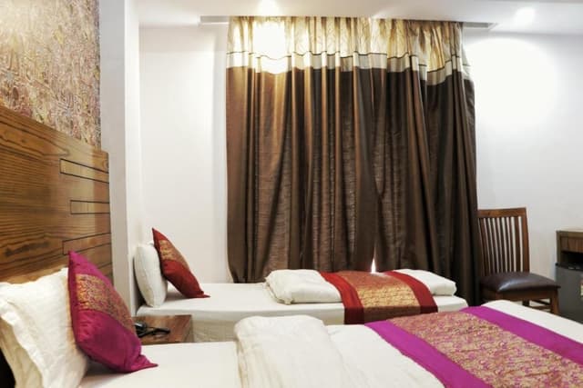 Deluxe Triple Room