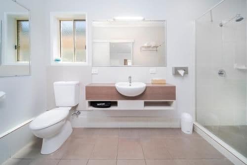 Executive Queen Suite