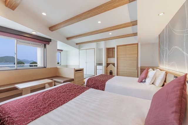 Ocean View Deluxe Japanese-Western-Style Room(Non-smoking)