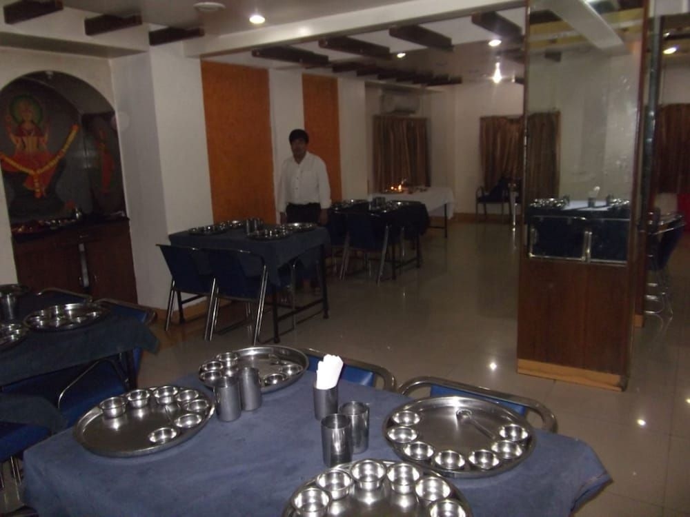 Hotel Bhola2