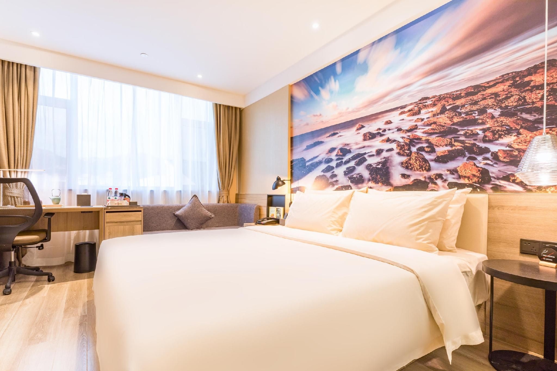 Atour Hotel Weihai City Center1