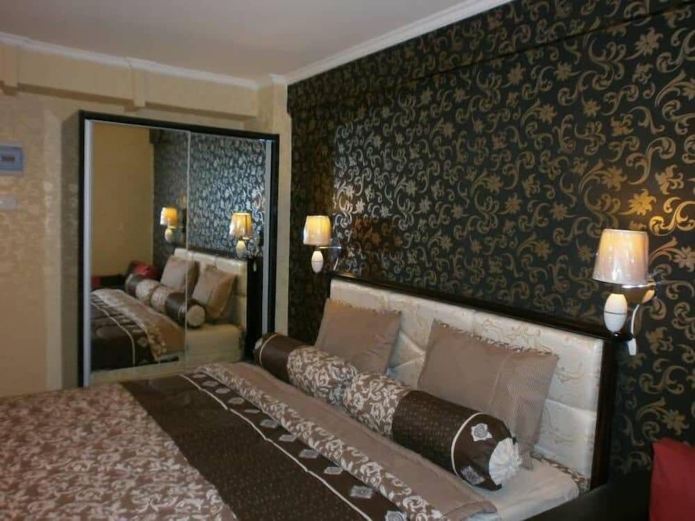 Hajjah Ririn's Kebagusan City Apartment Hajjah Ririn's Kebagusan City Apartment