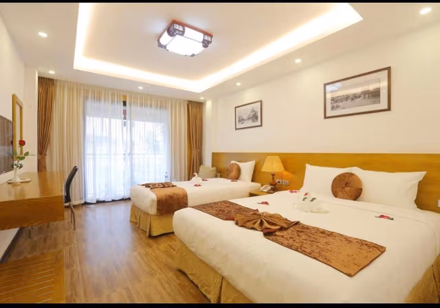 Triple Room with City View