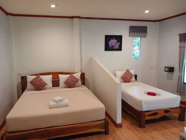 Grand Bungalow
