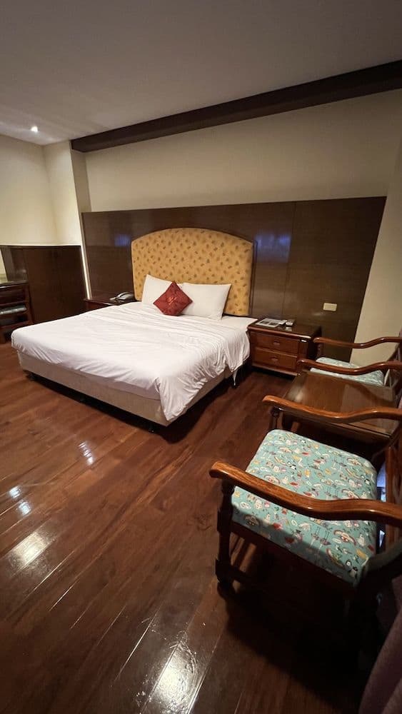 Business Quadruple Room (No garage)