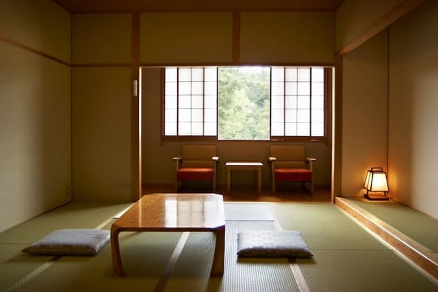 Japanese-Style Room with Shared Bathroom (Stone Oven Course MINORI)