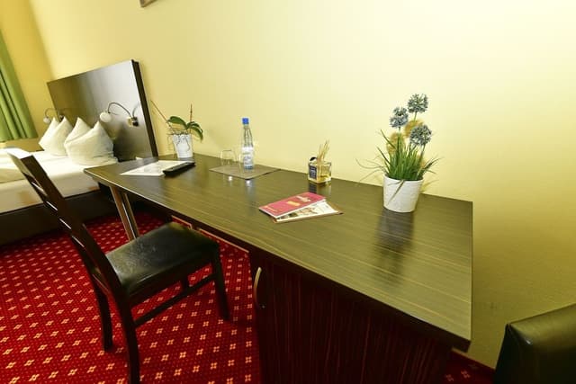 Double Room, 1 King Bed, Non Smoking