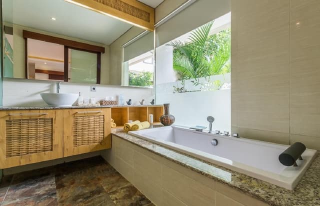 Superior 2 Bedroom