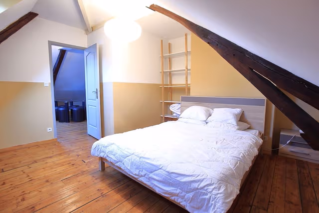 Family Apartment (F3 combles)