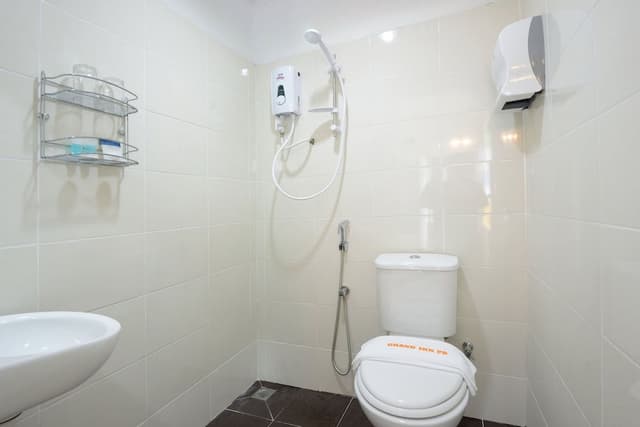 Double Room With 01 Queen Bed