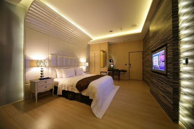 Business Double Room, Hot Tub