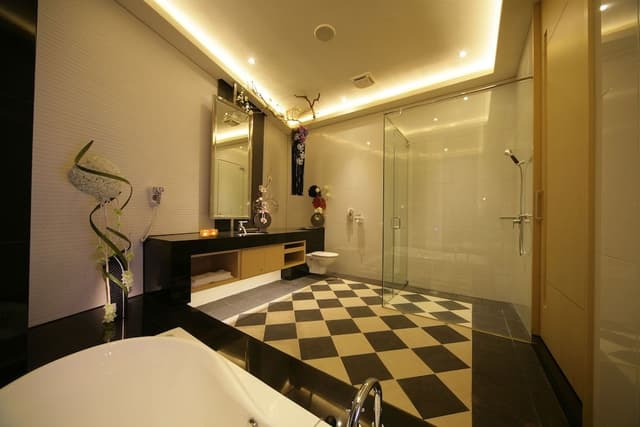Business Double Room, Hot Tub