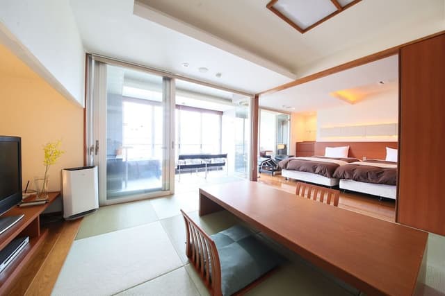Suite Room with Tatami Area with Open-Air Bath, (Lake View)