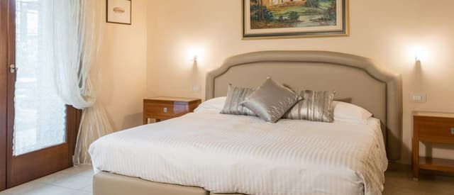 Triple Room (Luna)