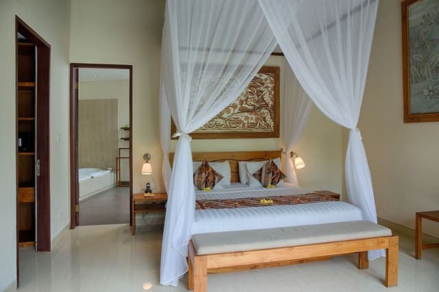Royal Four Bedroom Pool Villa With Rice Field View