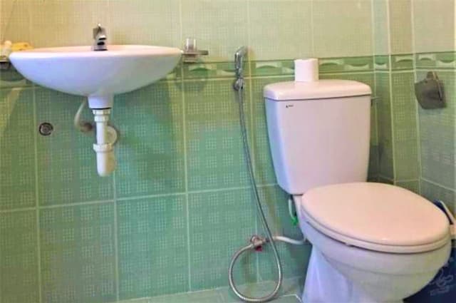 Triple Room (Single Bed)