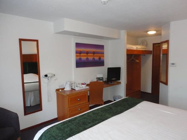 Double Standard Room with Shower