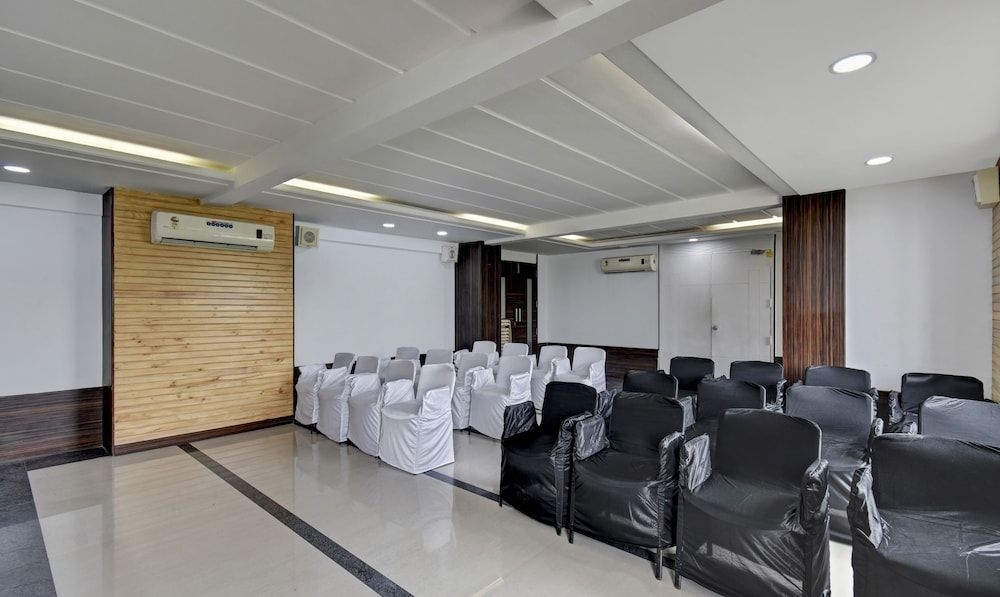 Admiral Suites2