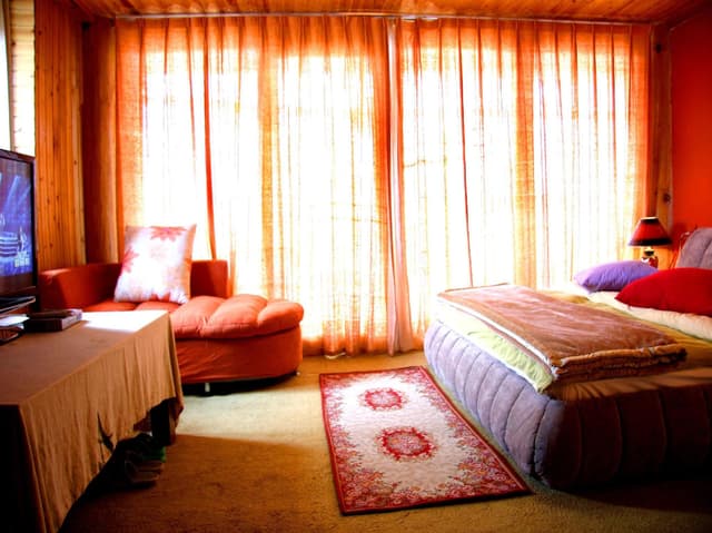 1 King Bed Bay View