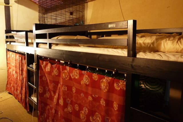 Shared Dormitory, Women only
