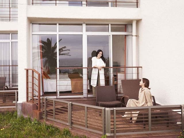 Renewal Family Room with Tatami and Terrace