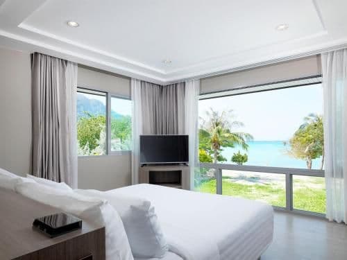 Pool Access Villa