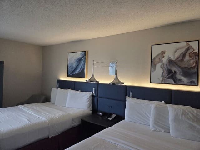 Room, 2 Queen Beds