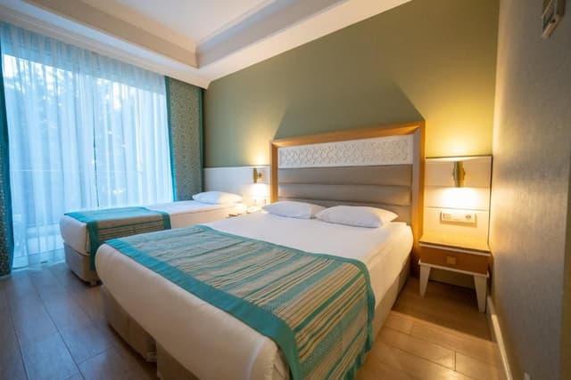 Comfort Triple Room