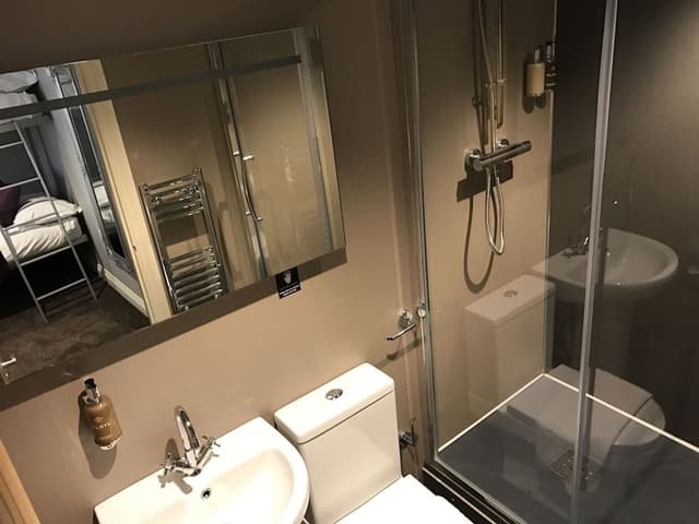 Family Room, 1 Bedroom