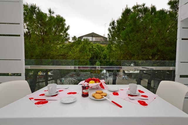 Apartment, 2 Bedrooms (C6/7) (A)